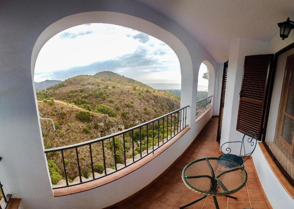 Casa Con Increibles Vistas A Las Montanas Y Al Mar Frigiliana Luaran gambar